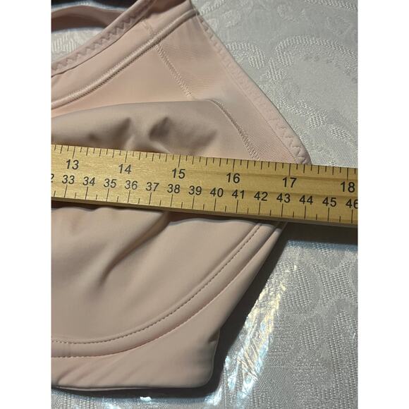 Athleta Sports Bra 34DD Cross Back Women's Pink Underwired Lightly Padded Lined - Picture 7 of 7